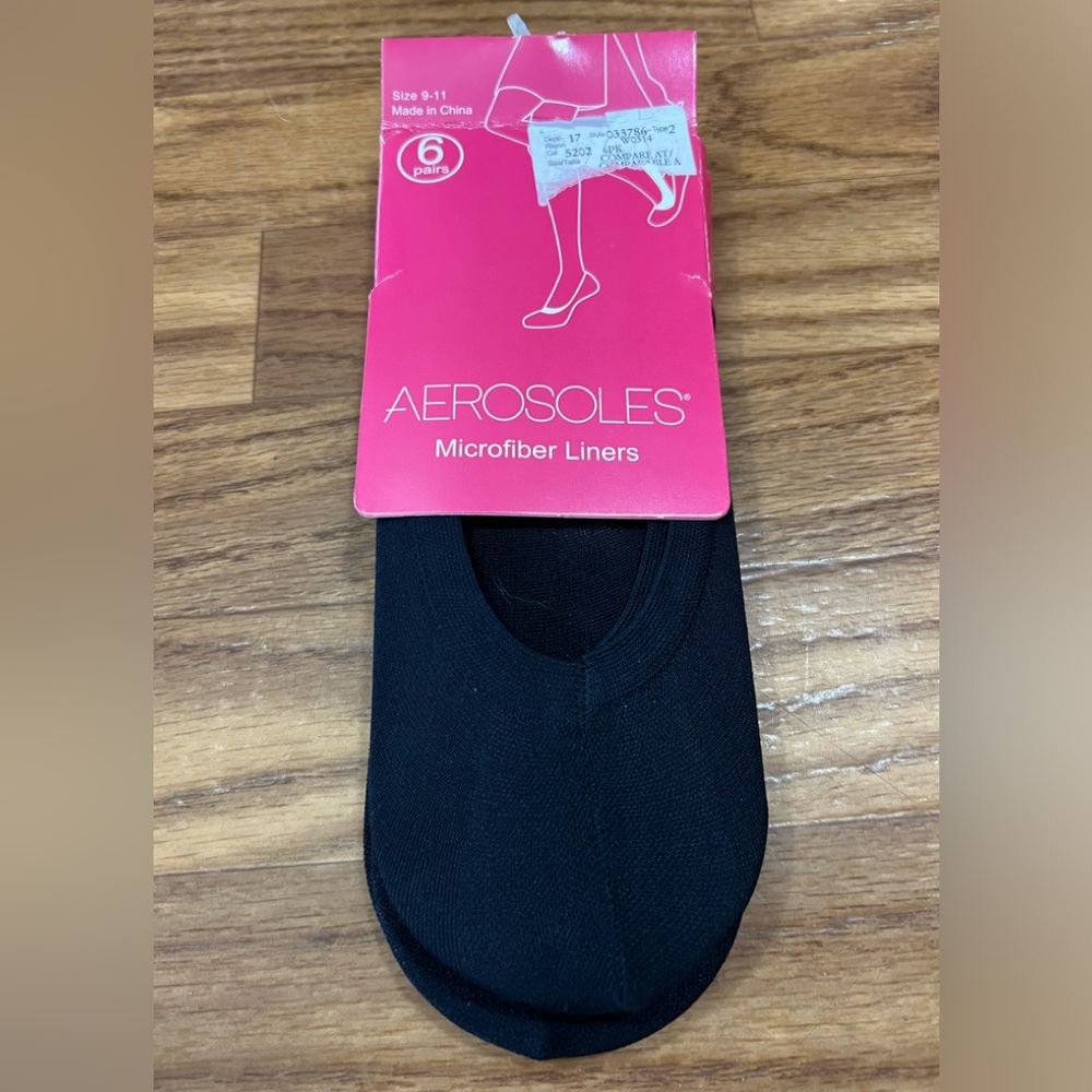 🥳FREE w/ purchase NWT Aerosoles Microfiber Liners